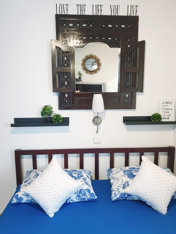 סופטאר Apartments Sandra In The Historical Center Of The City מראה חיצוני תמונה
